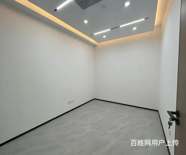 地铁口招人方便 100方精装带家具 正对电梯 含税超高性价比 - 图片 4