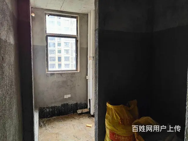 铜锣湾雅苑 附 小新七 中 毛坯大四房南北通透采光佳 满两年 - 图片 9