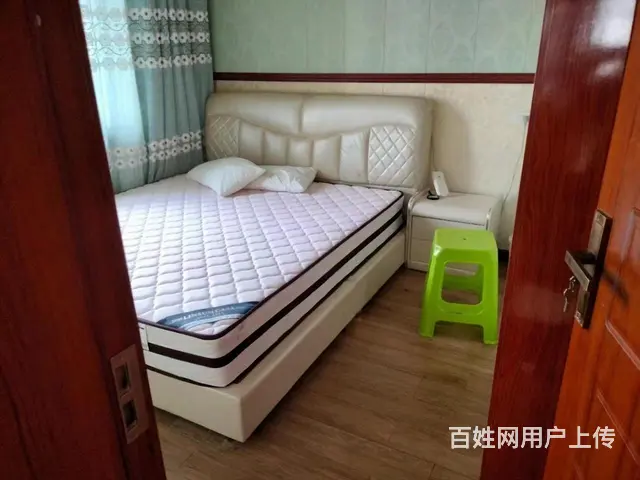 区政府区医院附近，精装四室，家具家电齐全，拎包入住，钥匙在手 - 图片 1