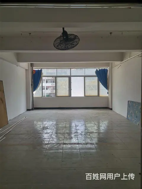 新香洲市中心6间70平仓库出租 - 图片 2