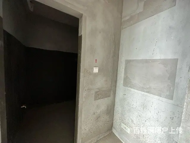 特价房东亏本出售！南北通透 翡翠庄园 城东核心 配套齐全 - 图片 4