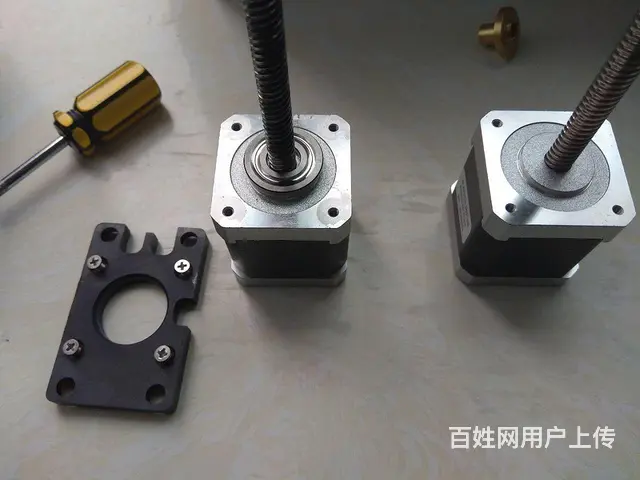 鸡西电工空开跳闸插座更换 - 图片