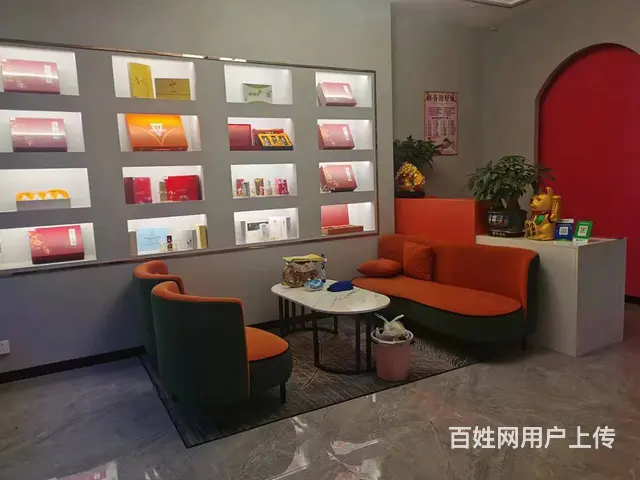 兴义市瑞金北路南建材市场内80平美容店转让 - 图片 1