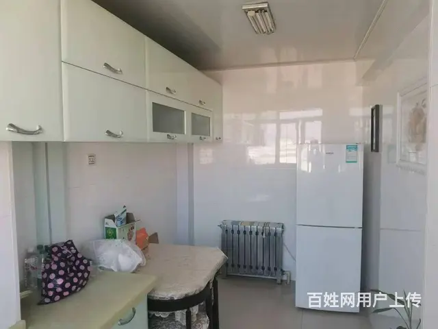 向阳区公积金高层10楼113平带8平储物间 中等装修 55万 - 图片 5