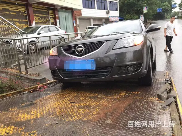 林芝 快速搭电拖车脱困内道路救援更换轮胎 - 图片 2