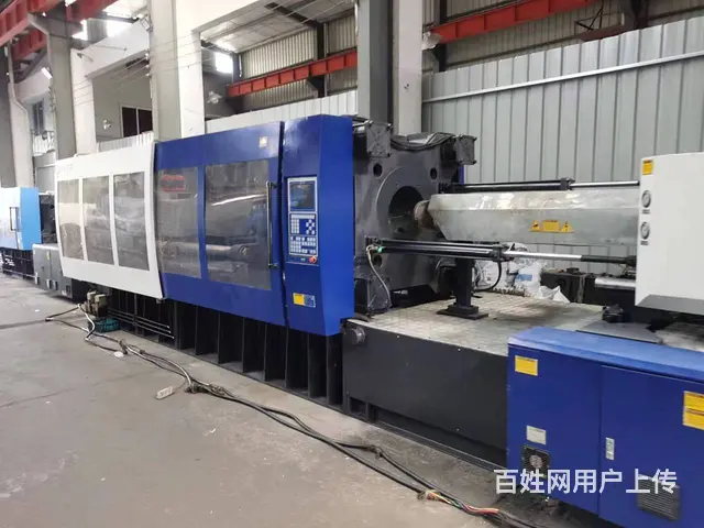 海天700吨注塑机 机器相当漂亮 - 图片 1