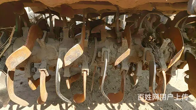 驴头牛四垄旋耕机 - 图片