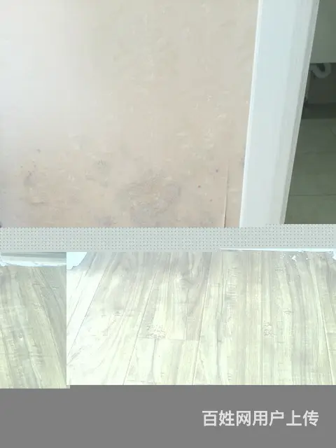 北塔电梯间渗水维修,现场斟查渗水点 - 图片