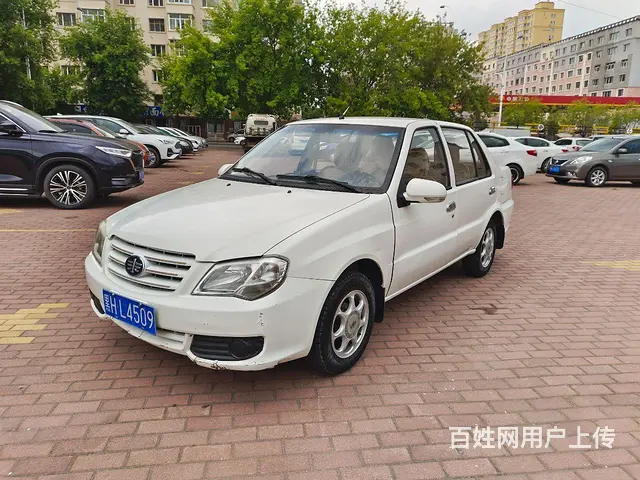 夏利 2012款 夏利N3-三厢 1.0 手动 舒适型 - 图片 1