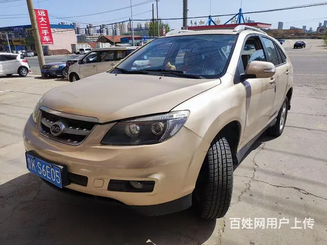 比亚迪S6 2014款 2.0 手动 豪华型 - 图片 1