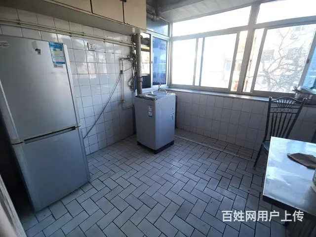 日报社朝阳街附近利通街4楼两室一厅设施全 - 图片 4