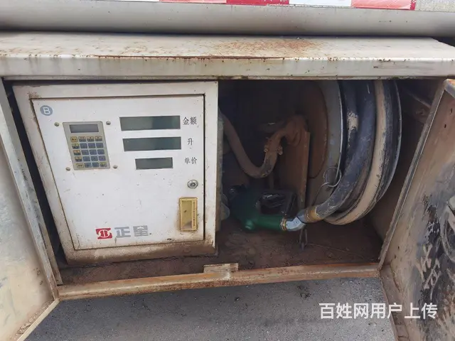二手东风5吨油罐车加油车带手续转让 - 图片 3