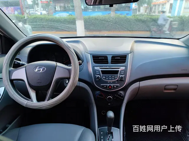 现代 瑞纳 2014款 1.4 自动 GLS 智能型 - 图片 3