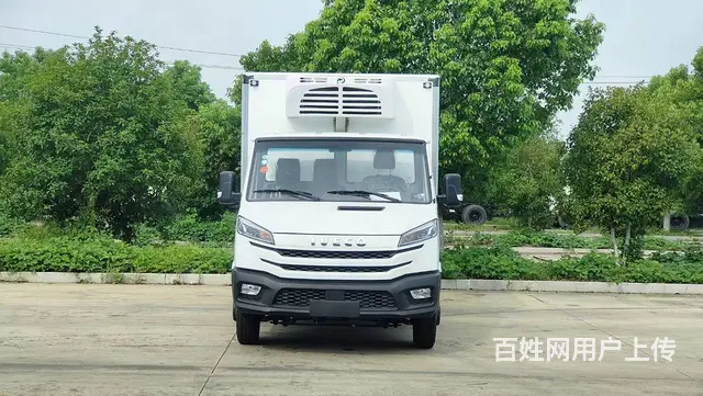 国六依维柯厢式冷藏车 食堂配送菜市场食材保温运输车 - 图片 1