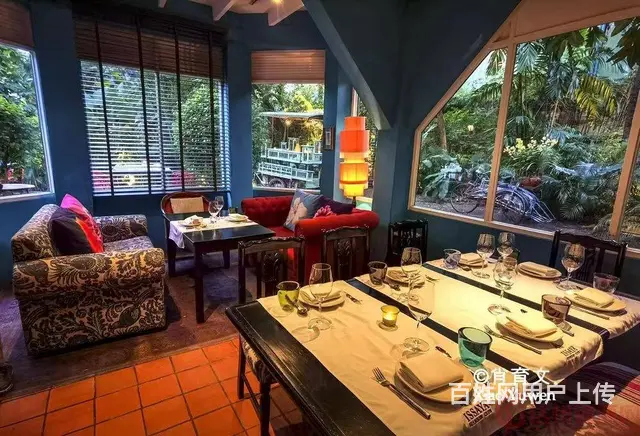 （达州铺源网）西外罗浮广场260㎡餐饮店转让 - 图片 2
