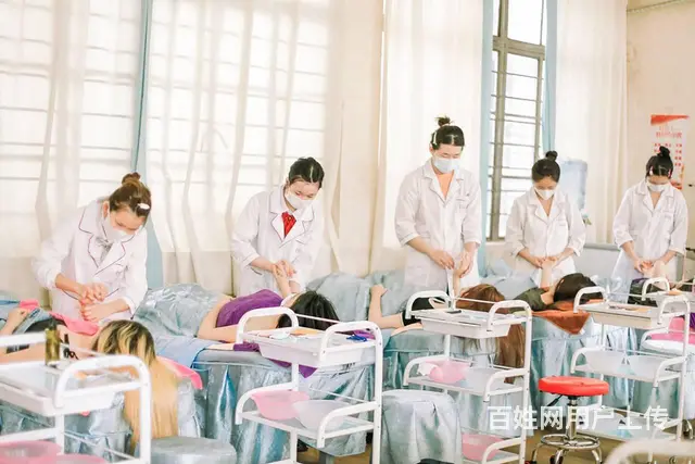 专业美容师培训学校哪家好 - 图片 1