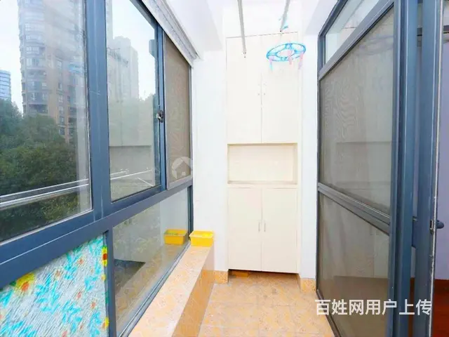 倾城之恋，三房朝南，客厅朝北，小区中间 - 图片 7