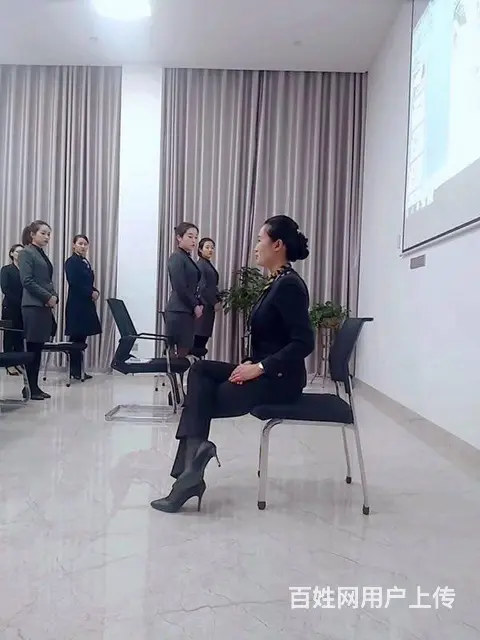 桓台 见面礼仪 个人礼仪 坐姿 站姿 - 图片 5