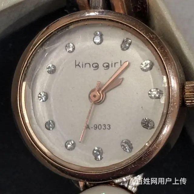 女王金表，石英女士腕表，双色表链，仿古款式 - 图片 1