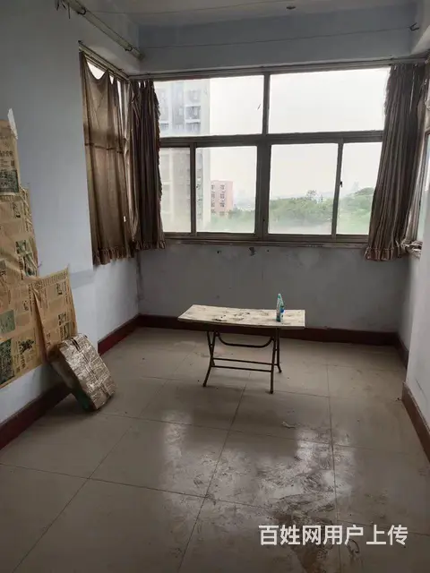 建业桂圆西六楼70平米两室一厅能过户有暖气开口费 - 图片 4