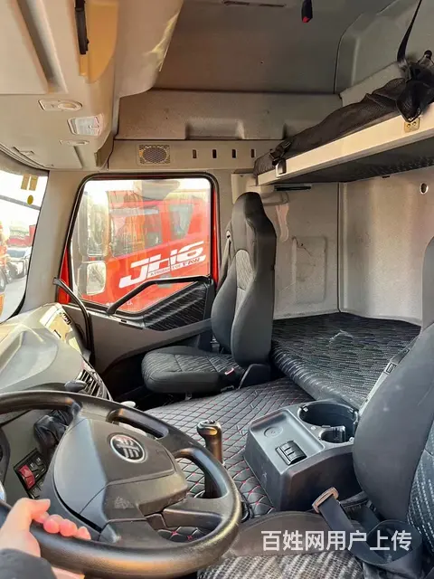 一汽解放 J6P 牵引车 国5 - 图片 8