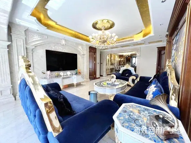 群力翠湖三期 瑾翠华府三室法式风格豪装460万带车位家具 - 图片 1
