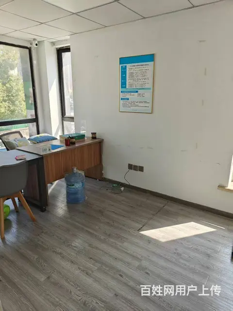 东吴南路旁双层155平商铺 精装修朝南 年租7万 - 图片 2