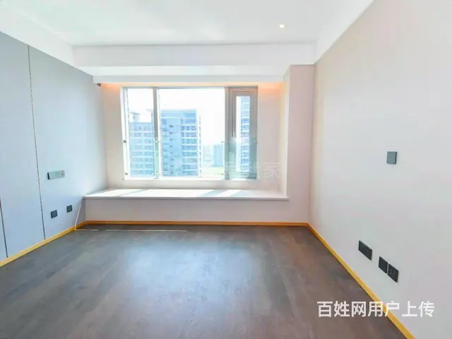 新上 横厅大四房 可看江景 视野无遮挡 随时看 价格可小刀~ - 图片 8