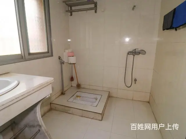 房产证满五多套，联排别墅。上下三层， 小区成熟 - 图片 7