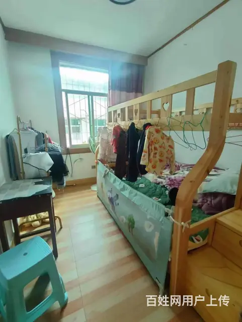 房东急售 喜欢楼顶看过来 洪南路菜市场旁三房停车方便接受按揭 - 图片 1
