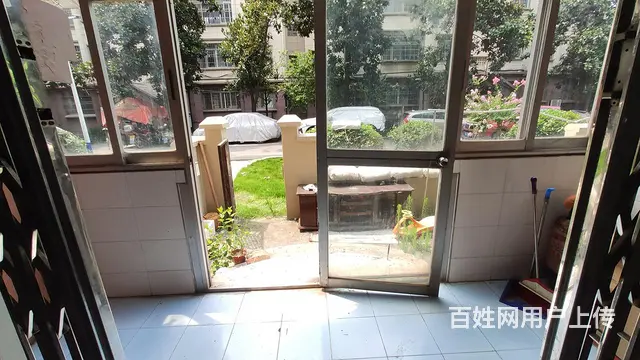 浔海花园 一楼带院子 出租 - 图片 3
