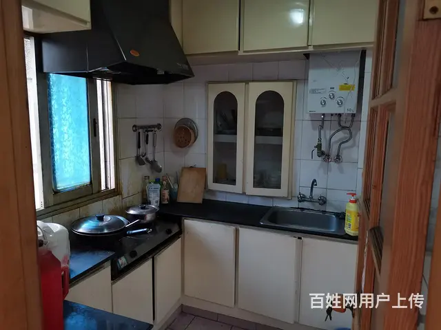 D铁房 红梅东村 首次出租 2朝南 中等装修 易美惠商场 - 图片 3