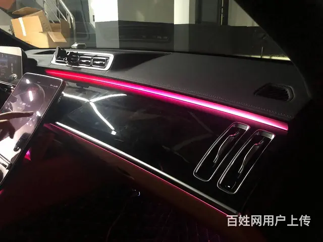 奔驰新款S400L改原厂主动式氛围灯和4D旋转高音 - 图片 5