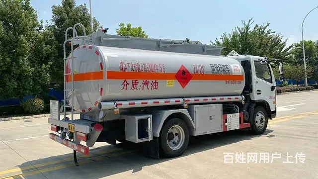 国六东风福瑞卡八吨油罐车年底清仓亏本出售 - 图片 4