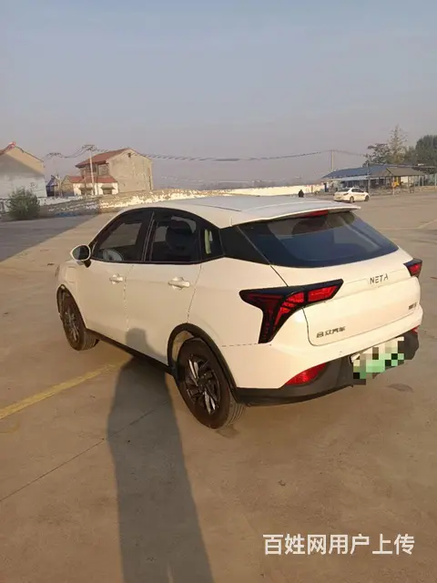 哪吒U 2020款 400 U行 - 图片 6