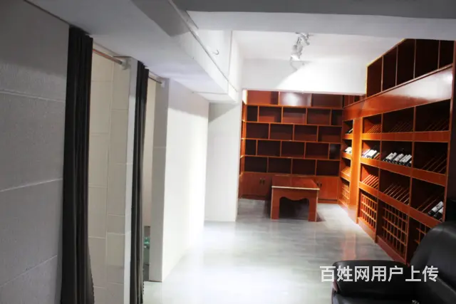 急转刚装拐角处火锅店--可经营夜宵 - 图片 6