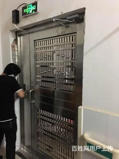 专业定做304不锈钢防盗门入户门 - 图片 9