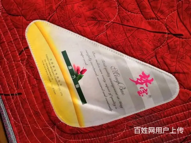 实木双人床和床垫 - 图片 1