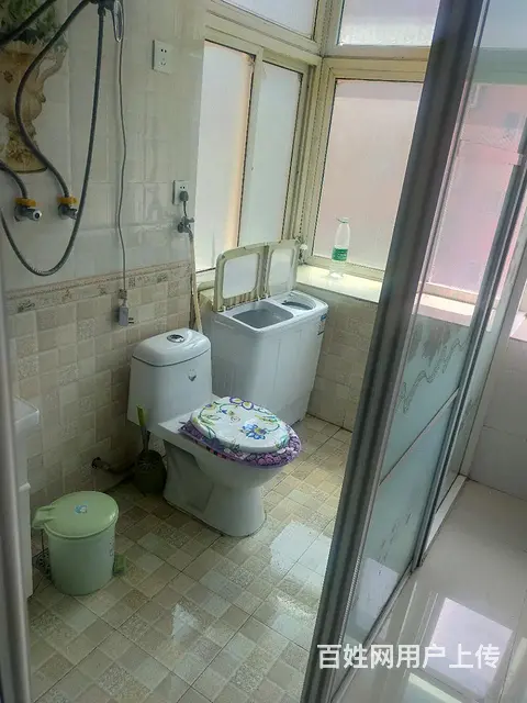 步行街中段3楼一室包取暖无线网能洗澡新的全自动洗衣机 - 图片 2