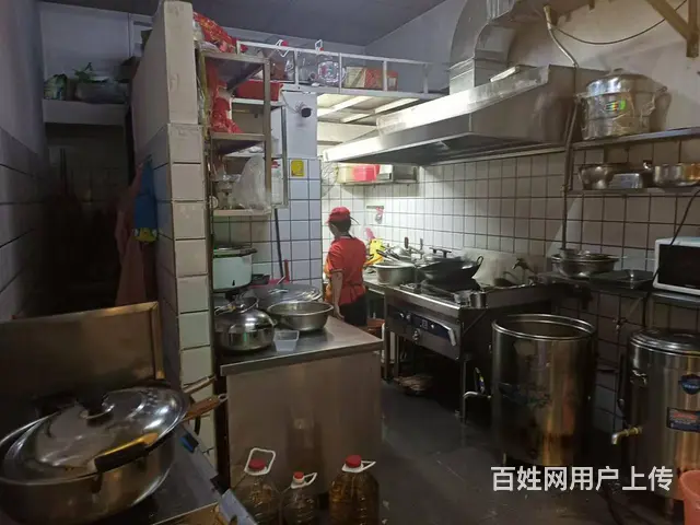 （51旺铺推荐）龙华区坡博二路70平临街路口餐饮店转让 - 图片 5