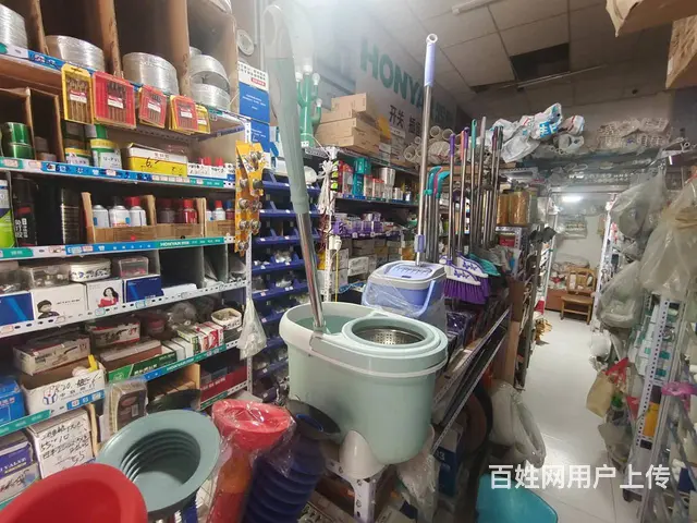 B个人一老城区繁华地段营业中五金店对外整体转让，无转让费 - 图片 3