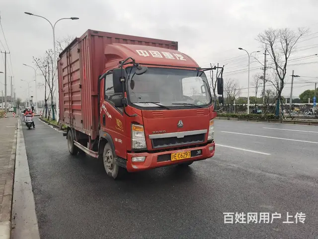 出售18年3月份4.2米豪沃厢式货车 全车原版原漆 - 图片 1