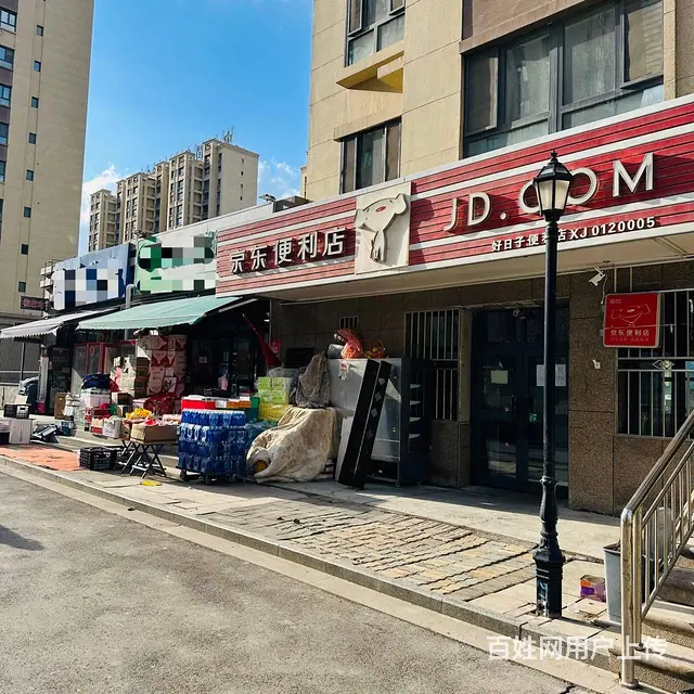 B16303一3万人小区进出口旺铺出租 - 图片 1