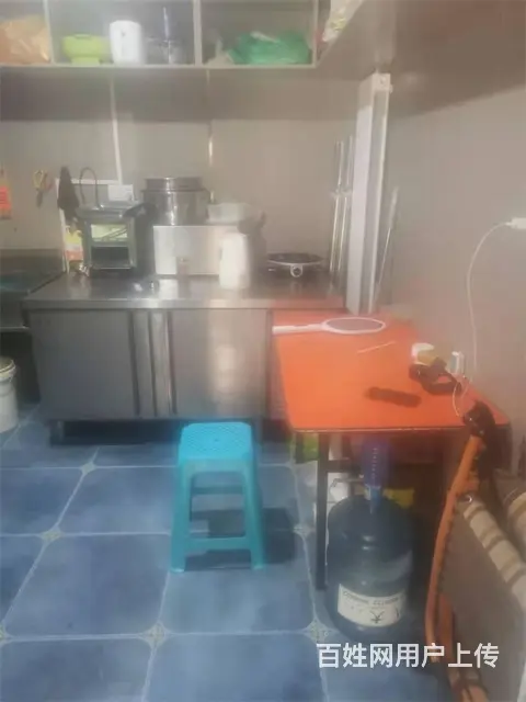 【同城搜铺网免费找店】钟楼巷26平小吃店转让 - 图片 3