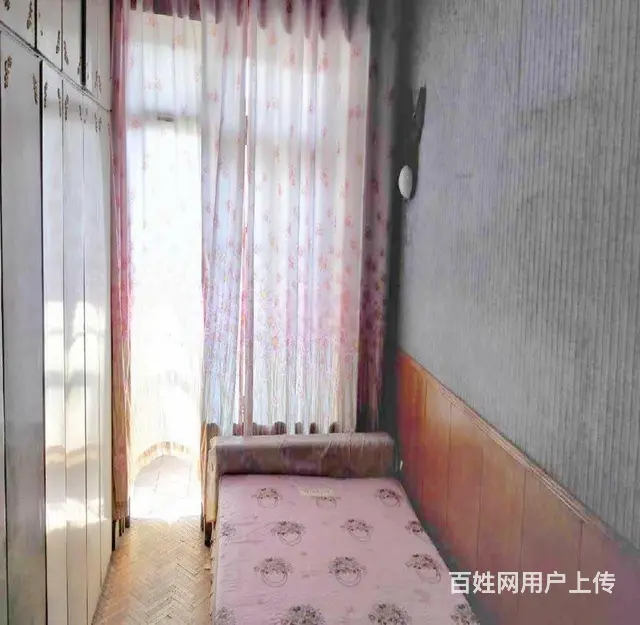 朝阳街附近利通街二室一厅出租1000 - 图片 1