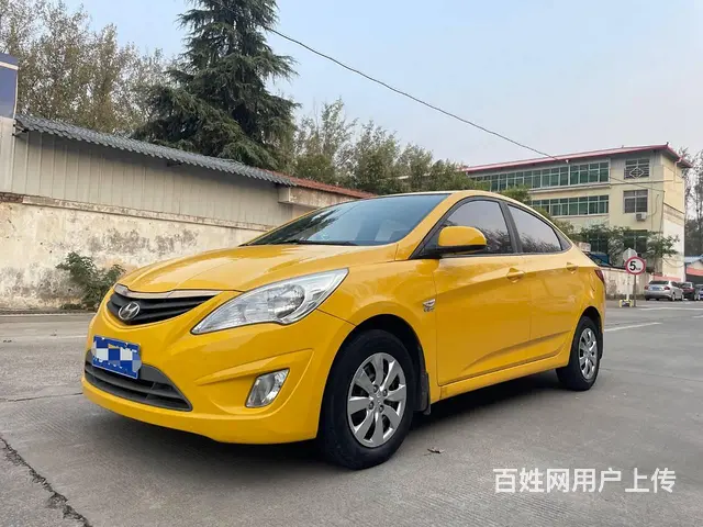 现代 瑞纳 2010款 瑞纳-三厢 1.4 手动 GS 舒适 - 图片 2