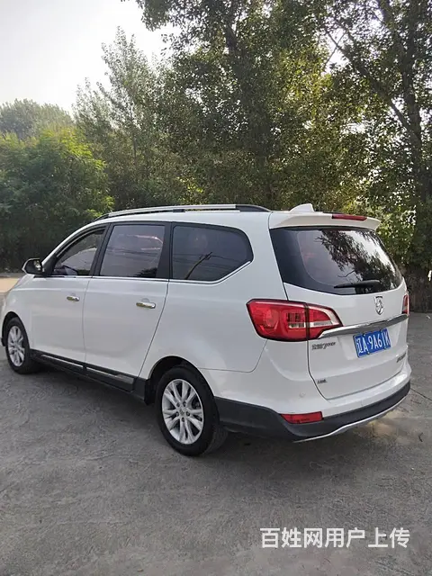 宝骏730 2017款 1.8 序列变速 尊享型7座 - 图片 8