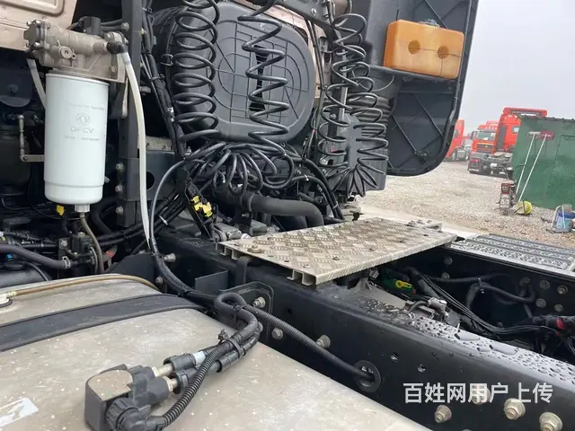 东风天龙 牵引车 国5 - 图片 4