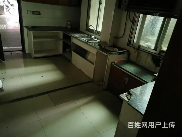 兰苑一楼带花园四房可按揭贷款 - 图片 9