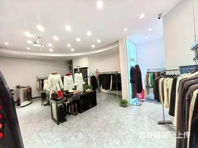 新兴路丽都水岸服装店吉转（全新装修！客源稳定！也可空转！） - 图片 3